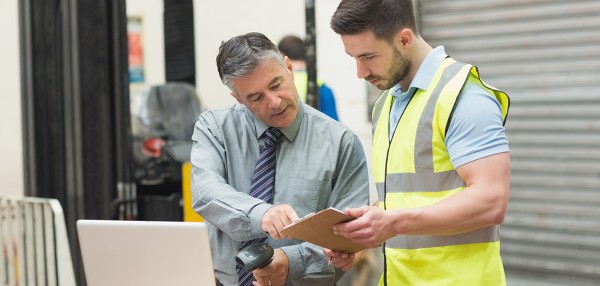 CILT Aspire a man helping a warehouse man